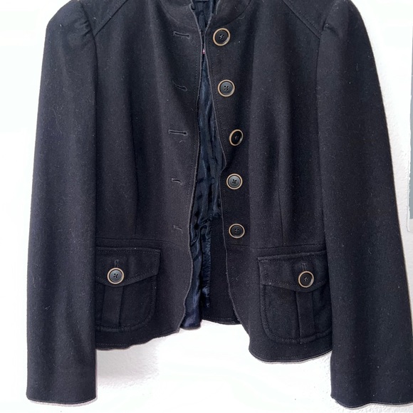 Banana Republic & Lightweight Wool Jacket - Picture 5 of 5